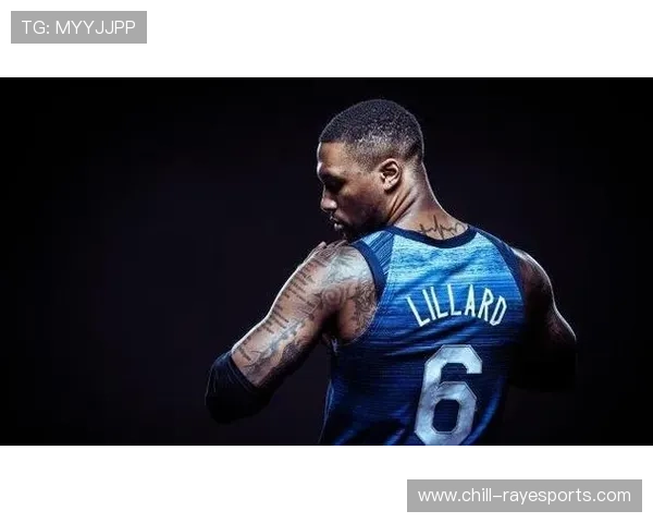 足球球星遭老太太竖中指瞬间引发热议 社交媒体反应不一