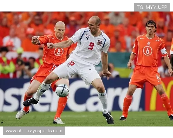 长脸足球球星：他们如何用独特面容征服绿茵场与球迷心？